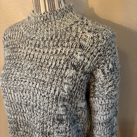 Romeo & Juliet Couture Sweater Large Black and Cream Mock Turtleneck Knit Cozy - Picture 8 of 16